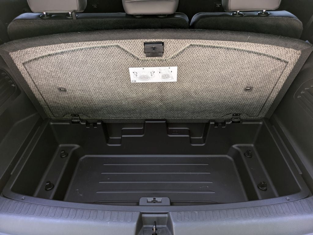 2024 GMC Acadia AT4
