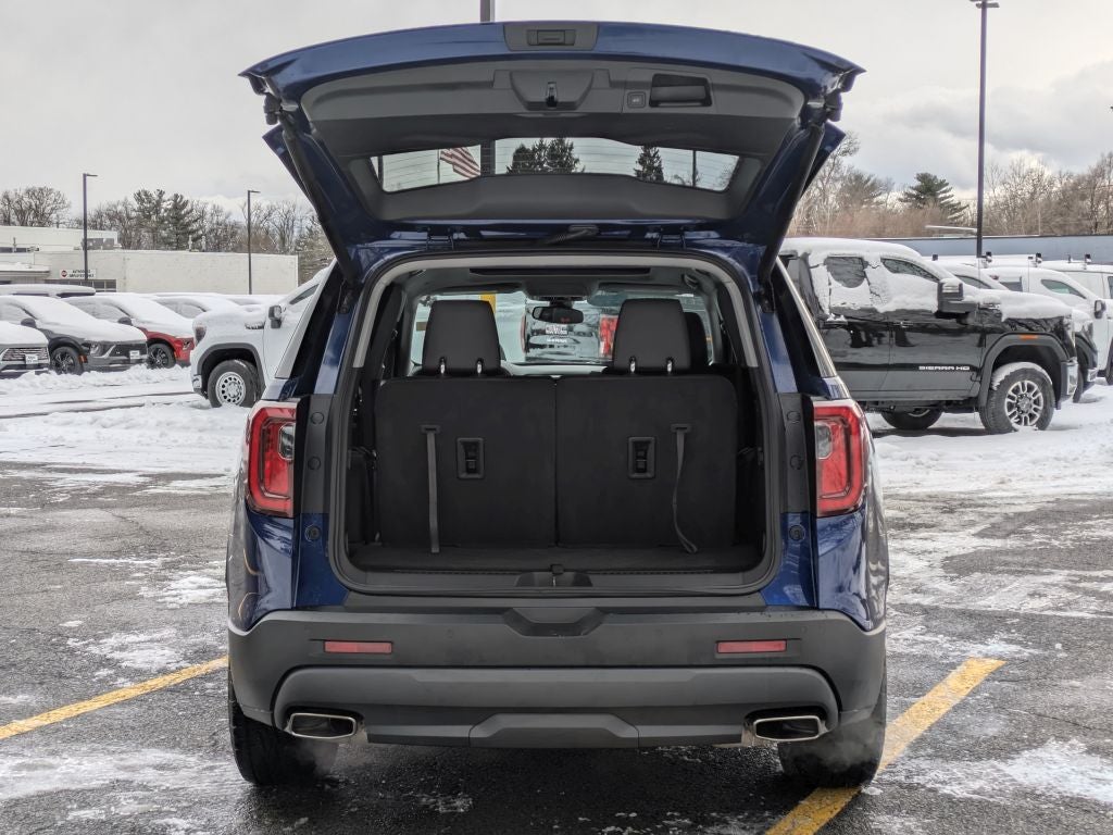 2023 GMC Acadia AT4