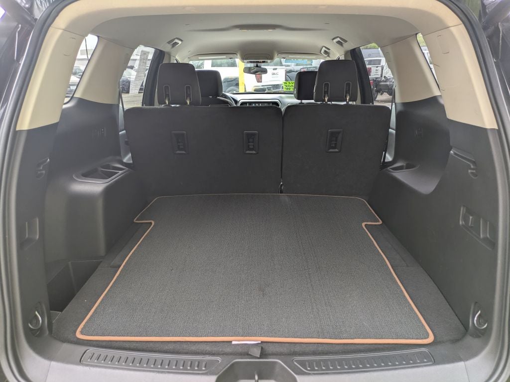 2017 GMC Acadia SLE