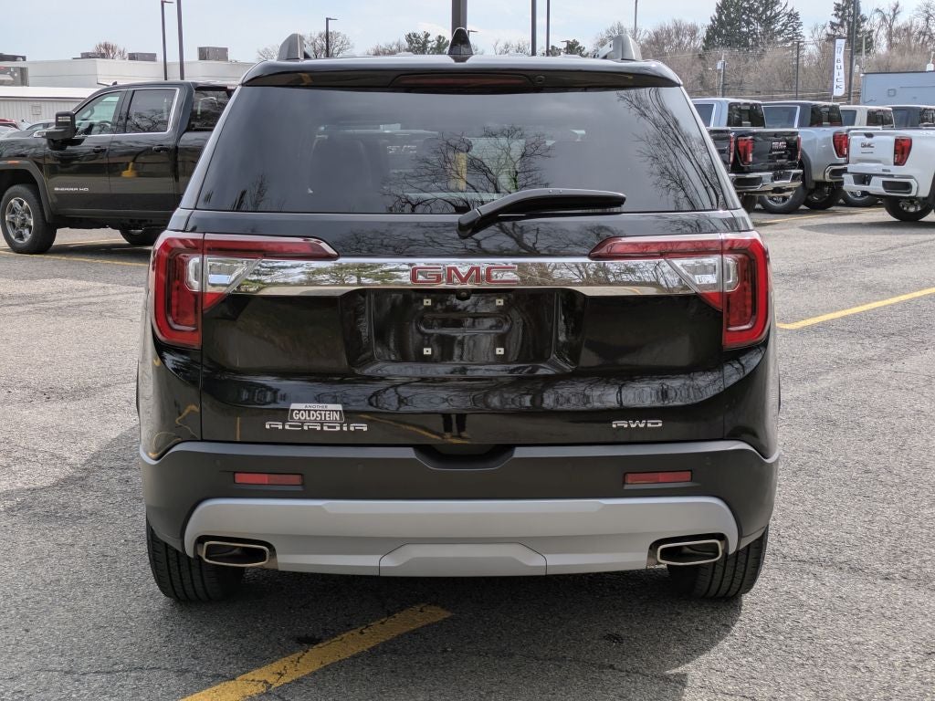 2023 GMC Acadia SLT