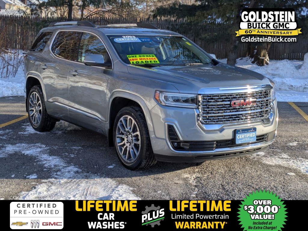2023 GMC Acadia Denali
