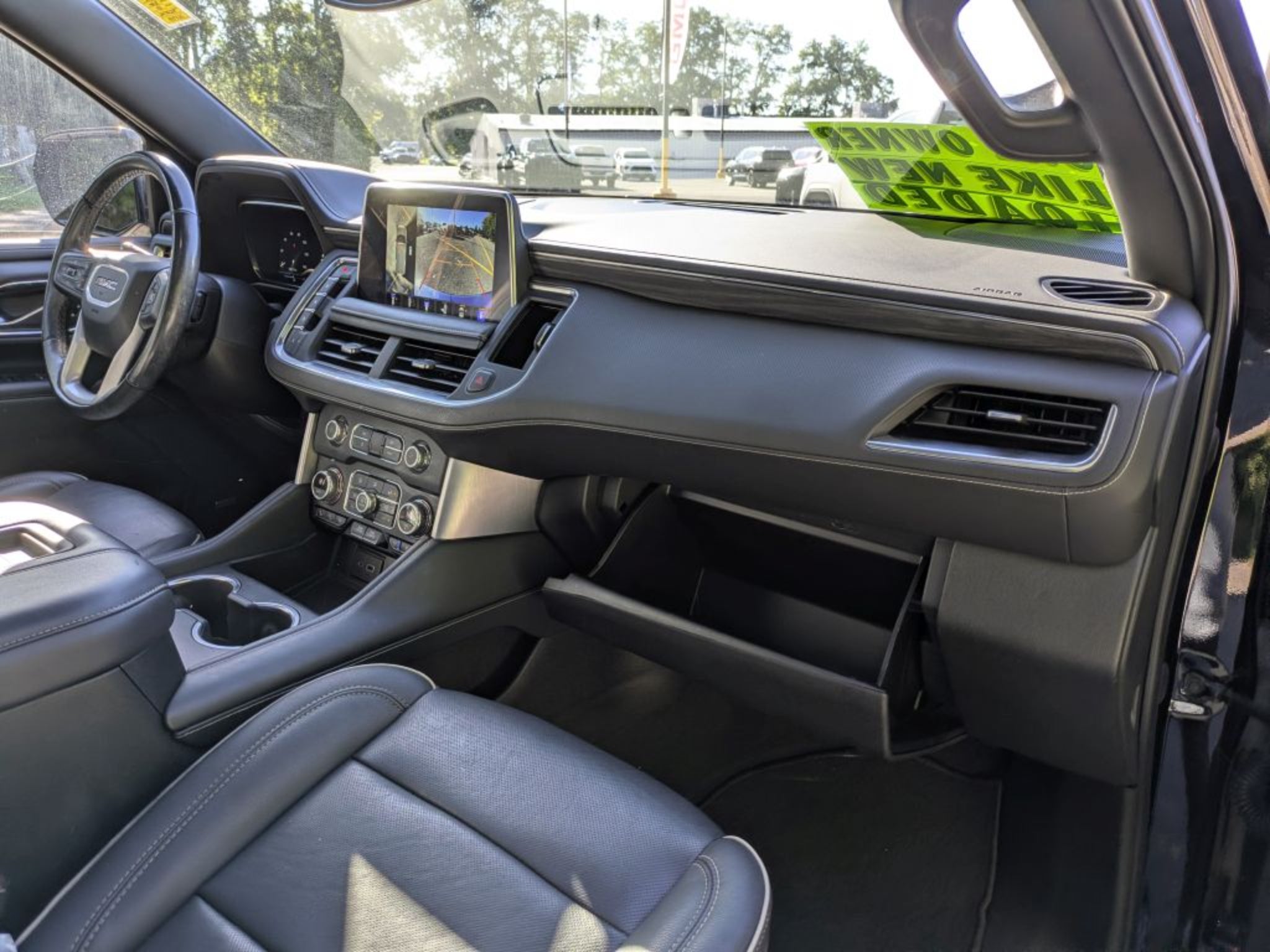 2022 GMC Yukon XL SLT