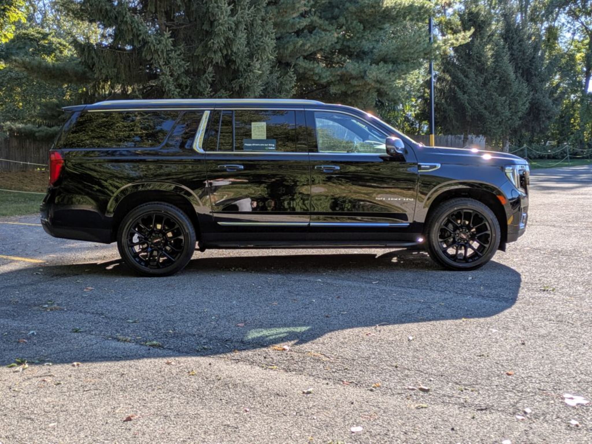 2022 GMC Yukon XL SLT