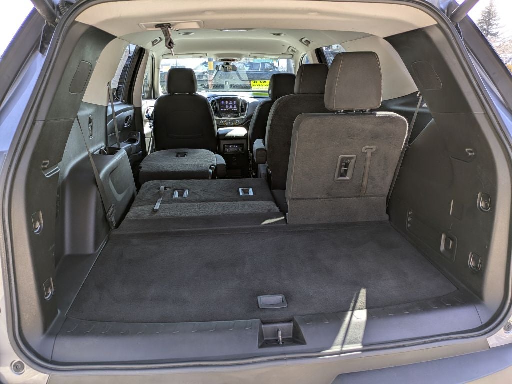 2020 Chevrolet Traverse LT Cloth