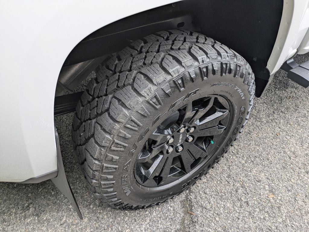2022 GMC Canyon AT4 - Cloth