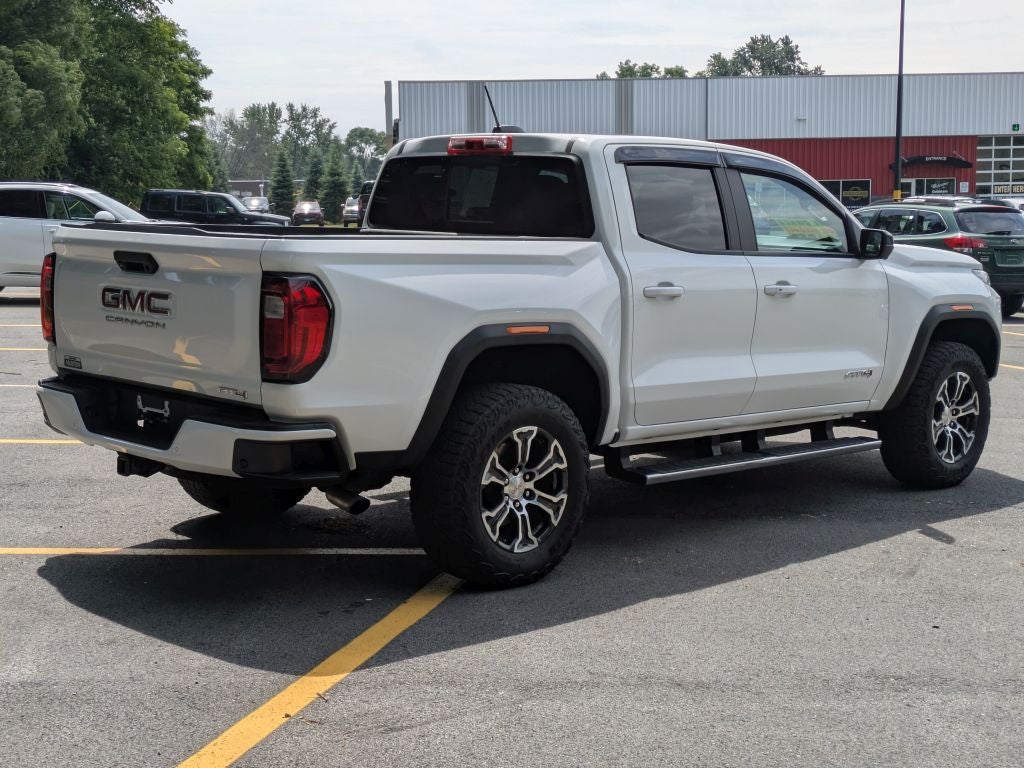 2024 GMC Canyon AT4