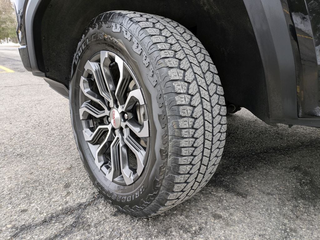 2024 GMC Canyon Denali