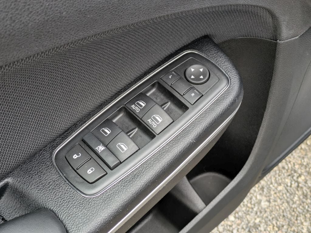 2016 Dodge Charger SE