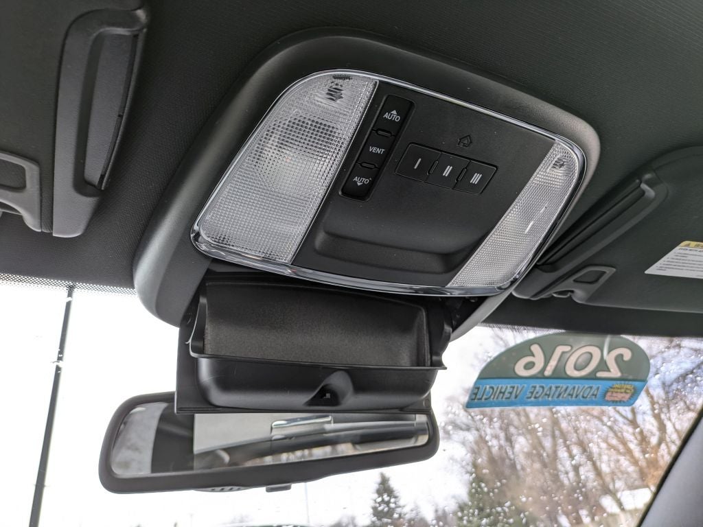 2016 Dodge Charger SE