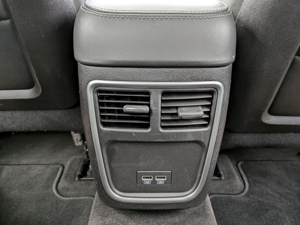 2016 Dodge Charger SE