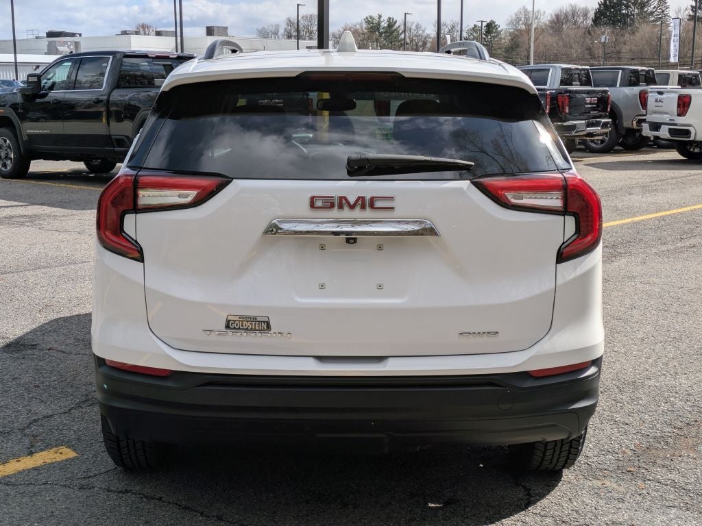 2022 GMC Terrain SLE