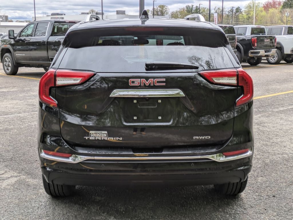 2023 GMC Terrain Denali