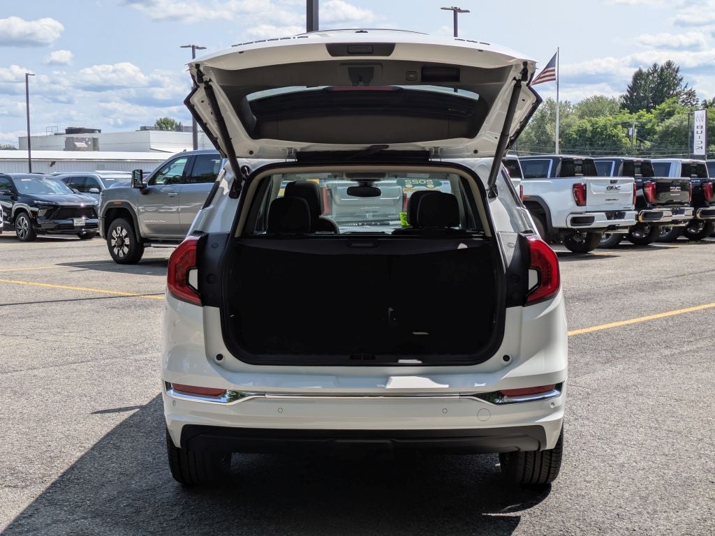 2022 GMC Terrain Denali
