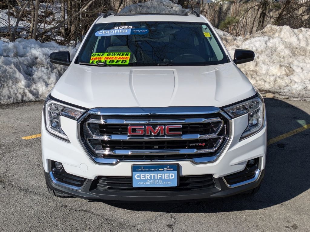 2023 GMC Terrain AT4
