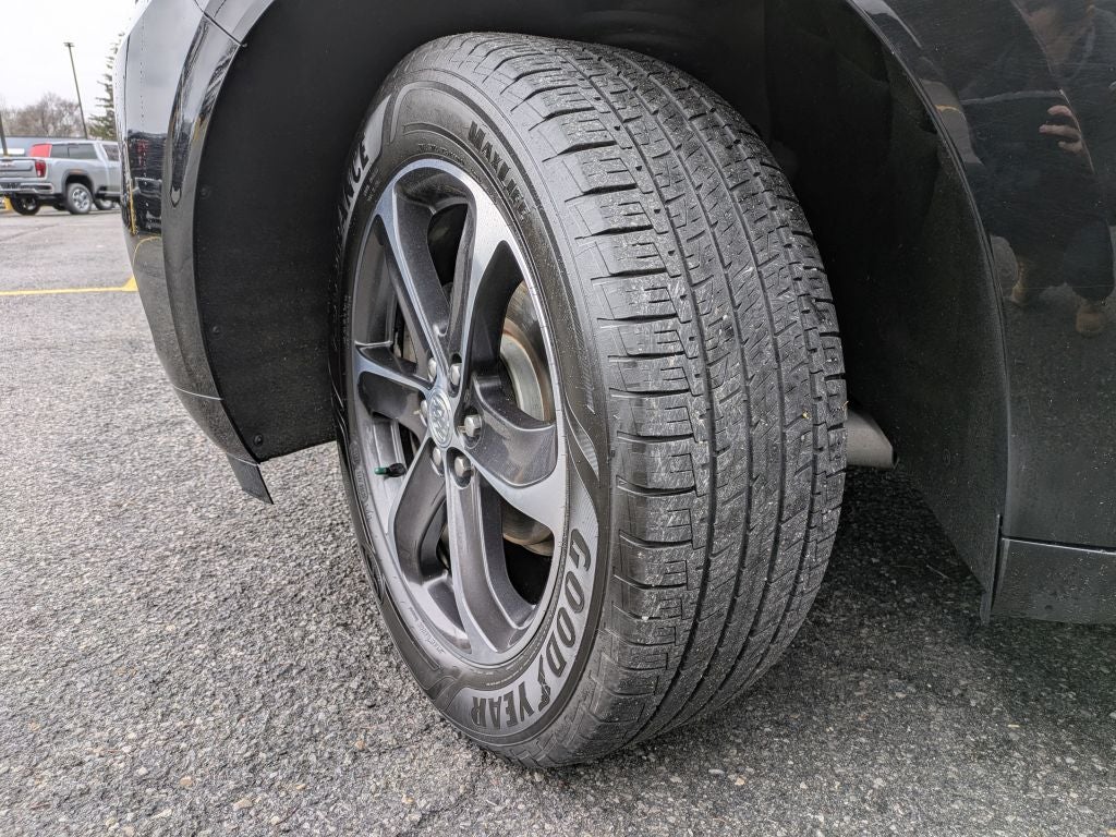 2020 Buick Enclave Essence