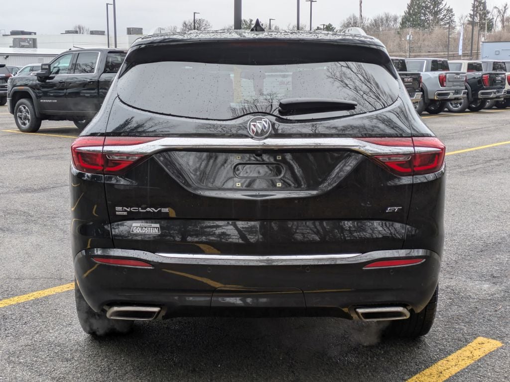 2020 Buick Enclave Essence