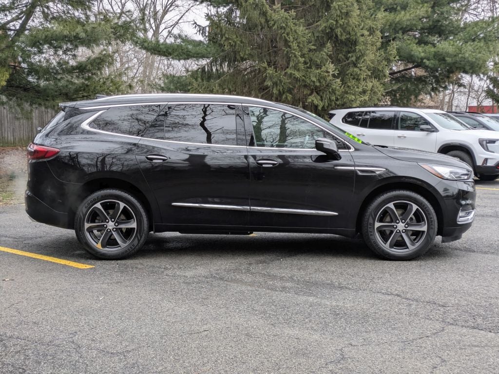 2020 Buick Enclave Essence