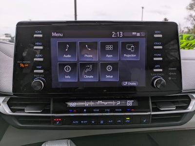 2023 Toyota Sienna XLE