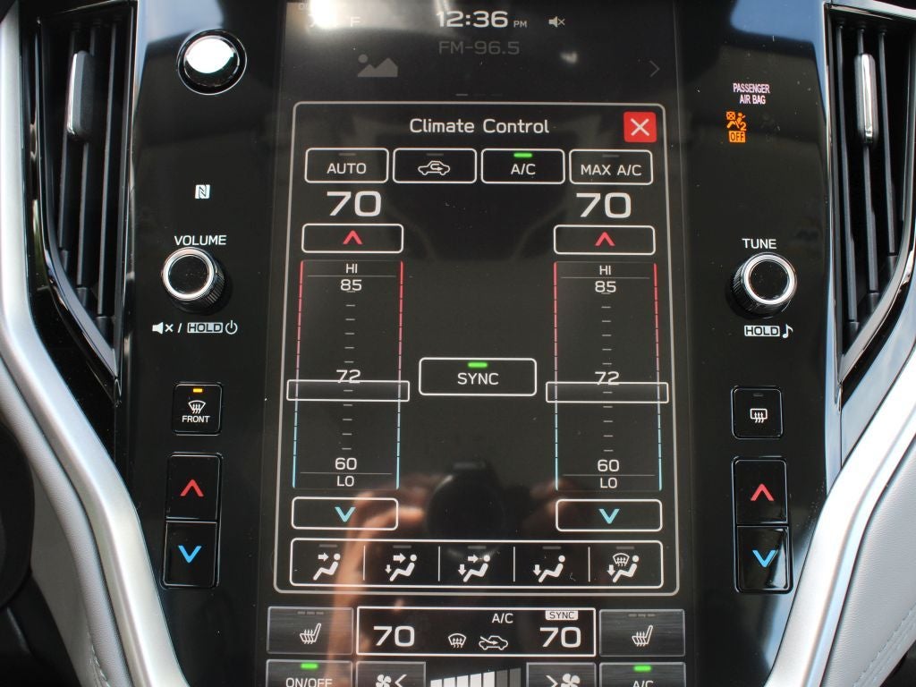 2025 Subaru LEGACY Premium