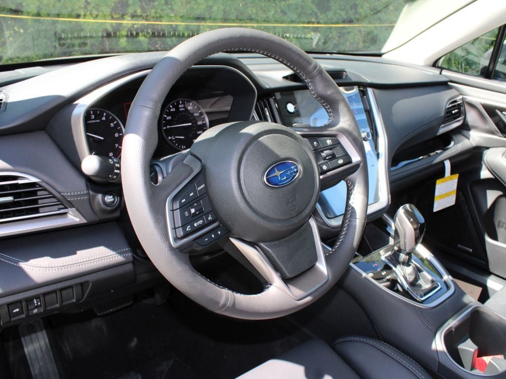 2025 Subaru LEGACY Limited