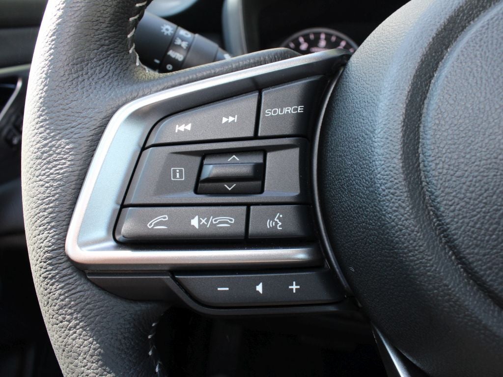 2025 Subaru LEGACY Limited