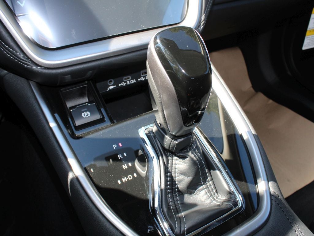 2025 Subaru LEGACY Limited