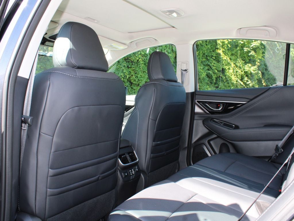 2025 Subaru LEGACY Limited