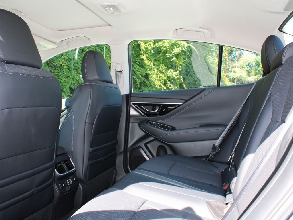 2025 Subaru LEGACY Limited