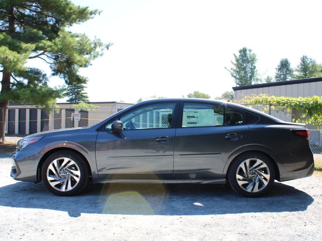 2025 Subaru LEGACY Limited