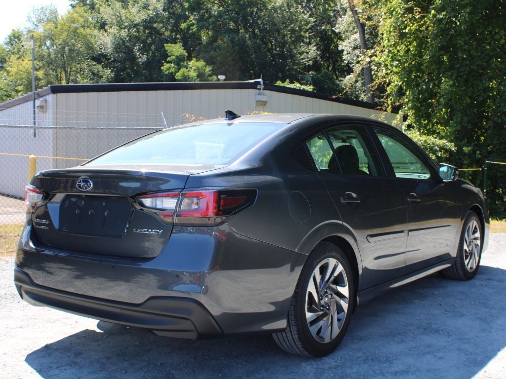 2025 Subaru LEGACY Limited