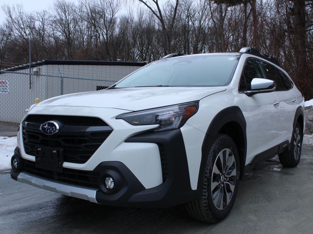 2025 Subaru OUTBACK Touring