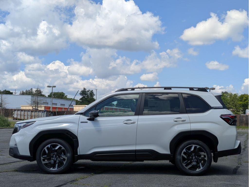 2026 Subaru FORESTER Premium Hybrid