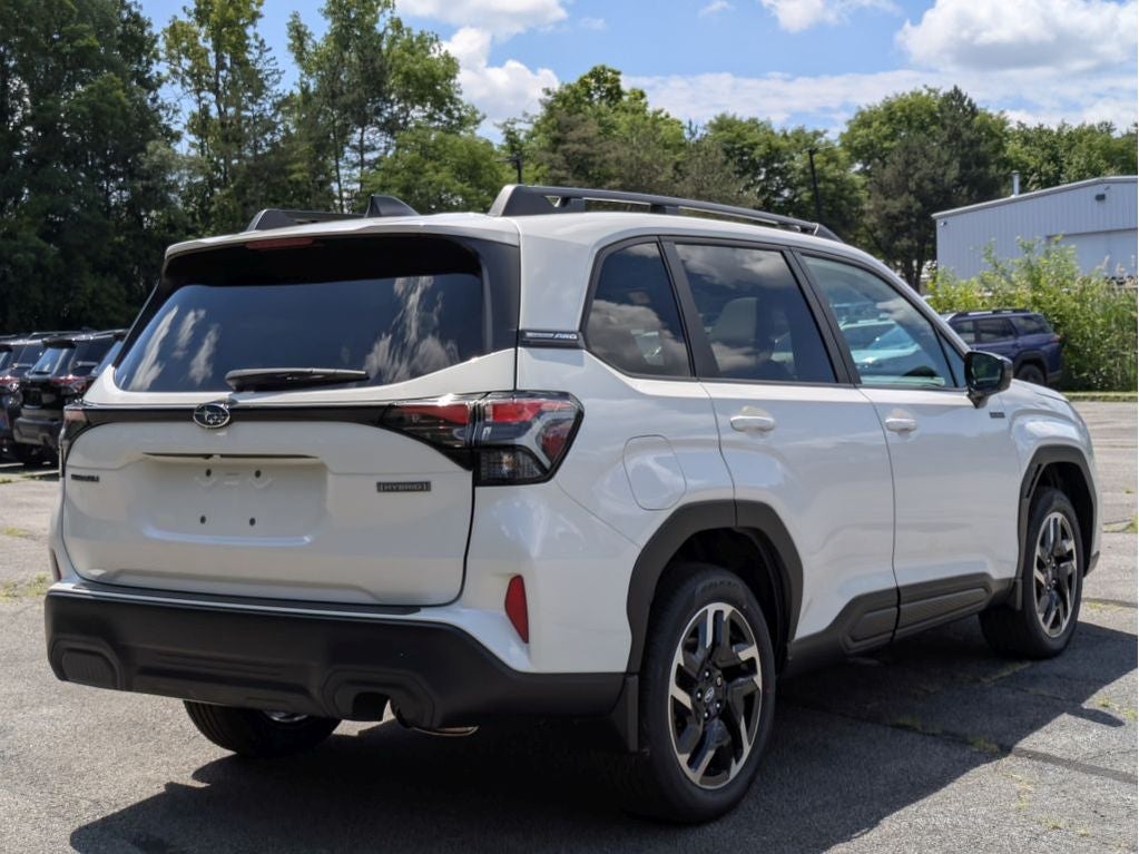 2026 Subaru FORESTER Premium Hybrid