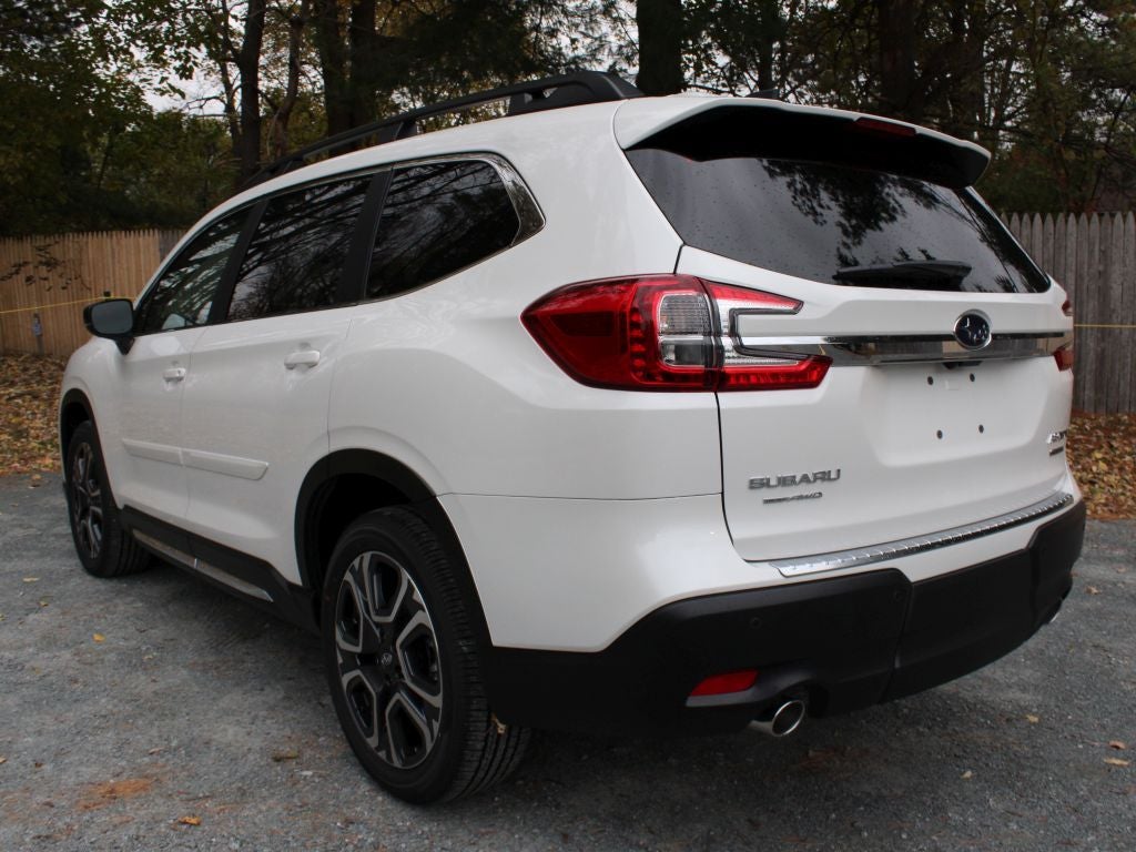 2025 Subaru ASCENT Limited 7 -Passenger
