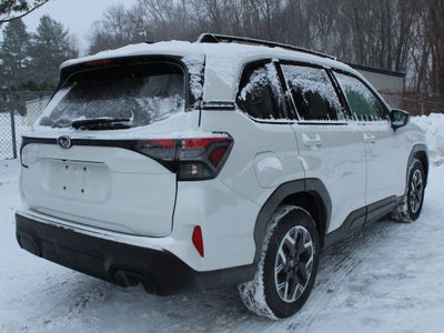 2025 Subaru FORESTER Premium