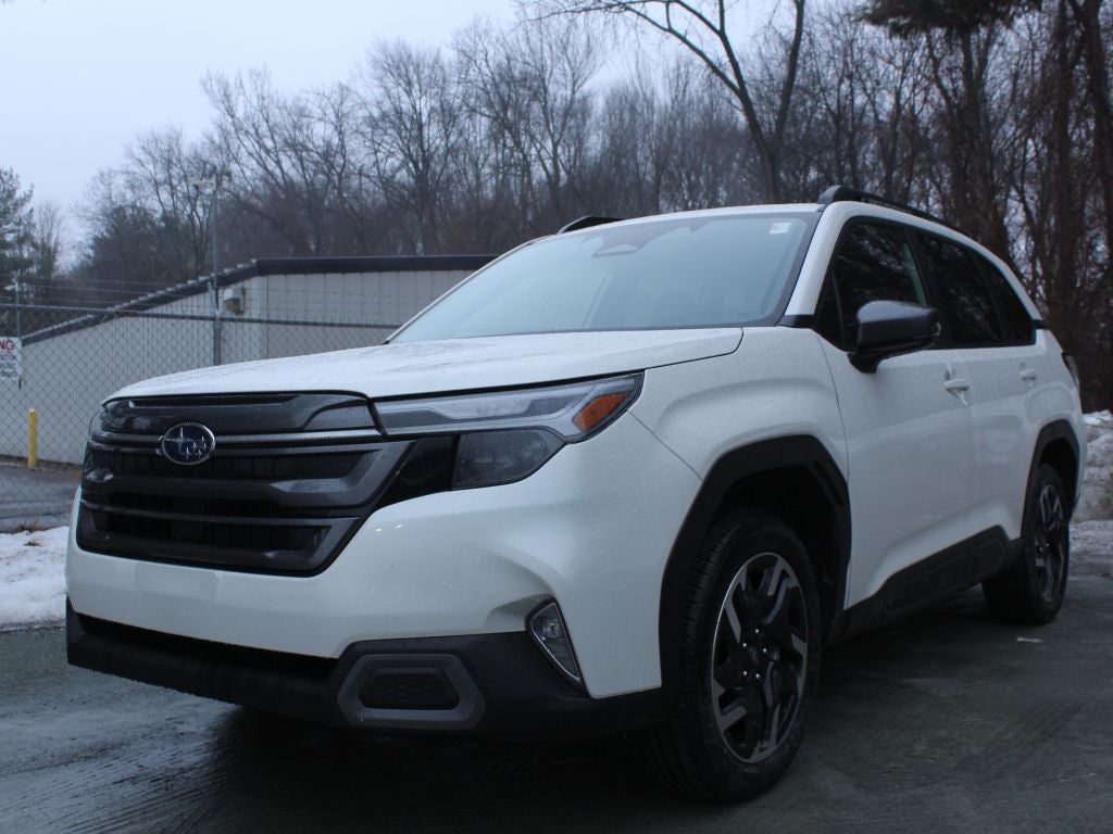2025 Subaru FORESTER Limited