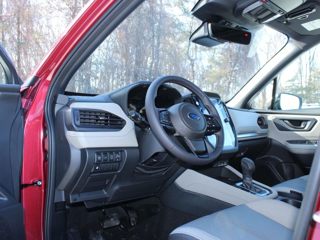 2025 Subaru FORESTER Premium Hybrid