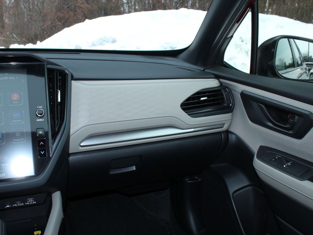 2025 Subaru FORESTER Premium Hybrid