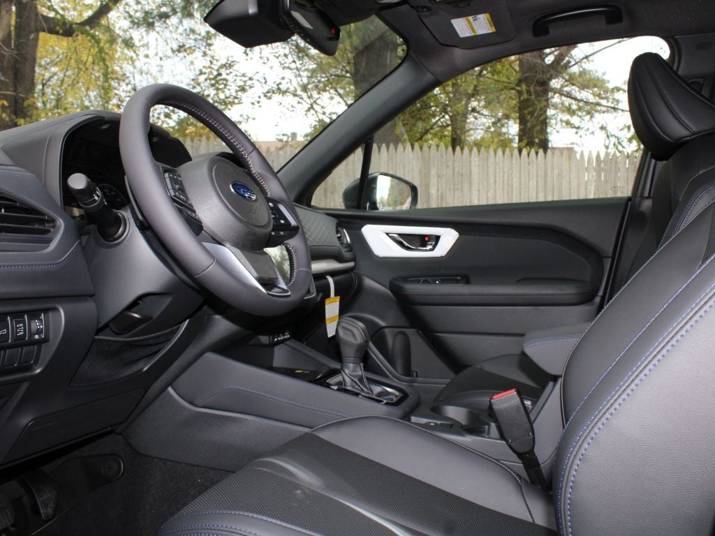 2025 Subaru FORESTER Limited Hybrid