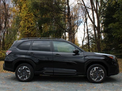 2025 Subaru FORESTER Limited Hybrid