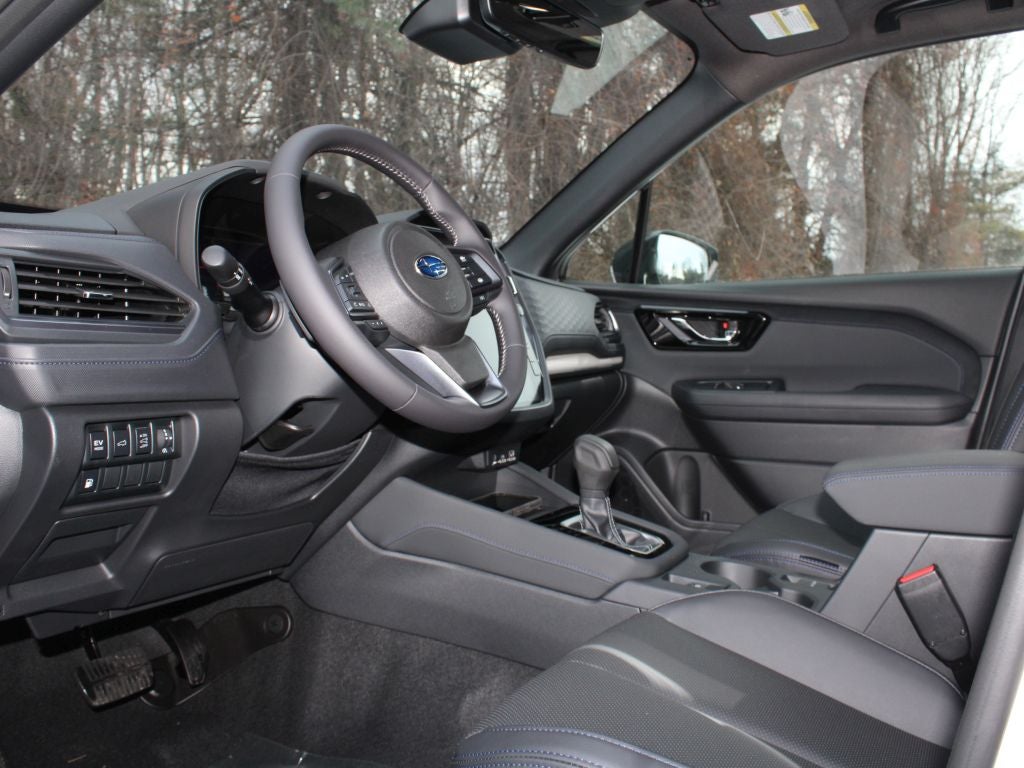 2025 Subaru FORESTER Limited Hybrid