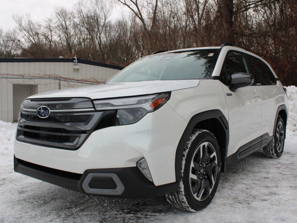 2025 Subaru FORESTER Limited Hybrid
