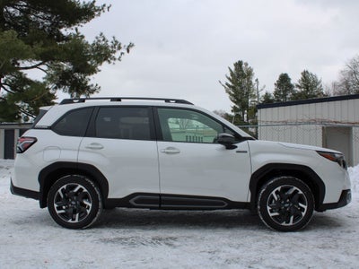 2025 Subaru FORESTER Limited Hybrid
