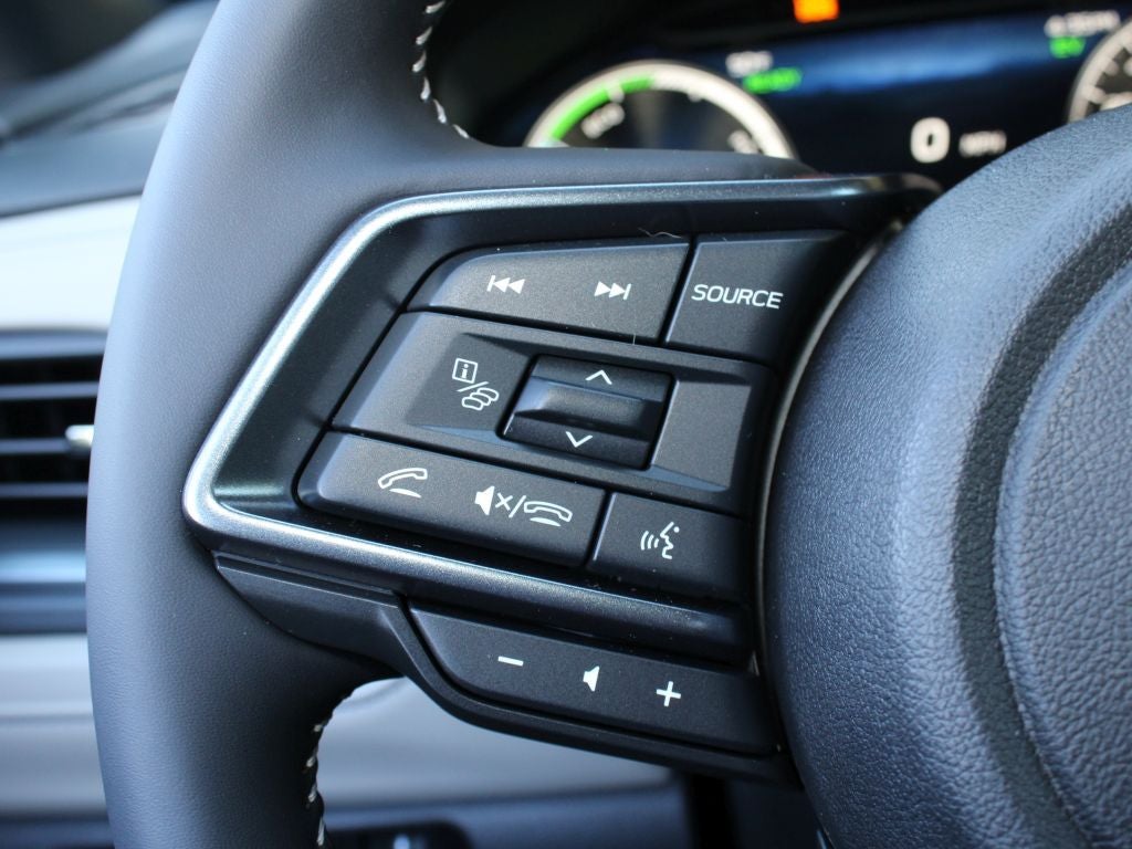 2025 Subaru FORESTER Limited Hybrid