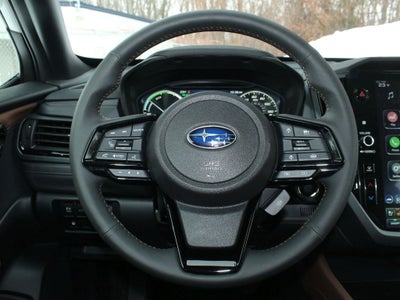 2025 Subaru FORESTER Touring Hybrid