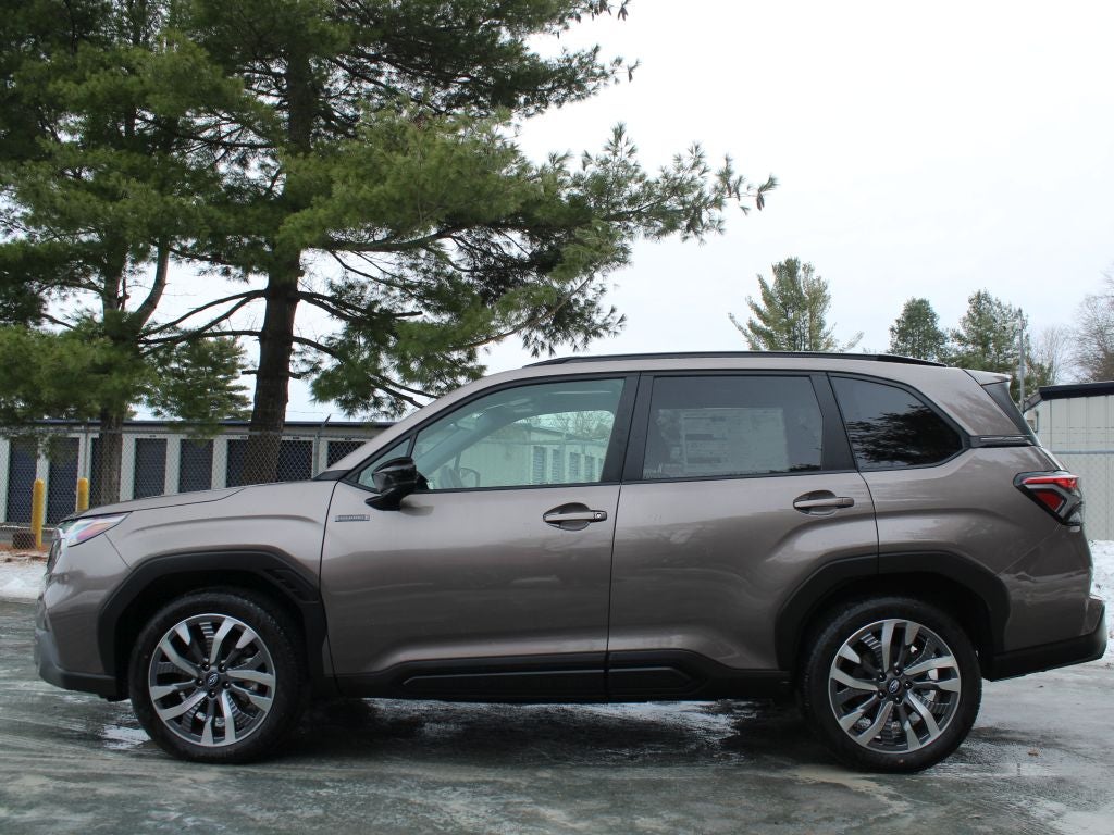 2025 Subaru FORESTER Touring Hybrid