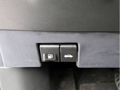 2022 Nissan Kicks SR