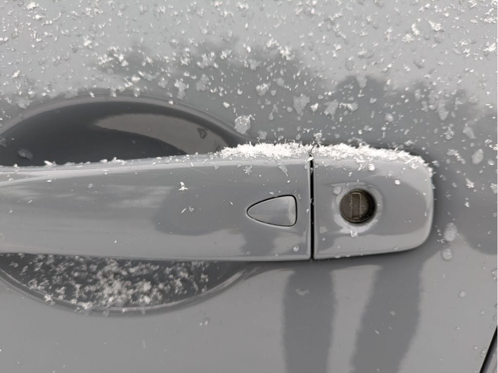 2022 Nissan Kicks SR