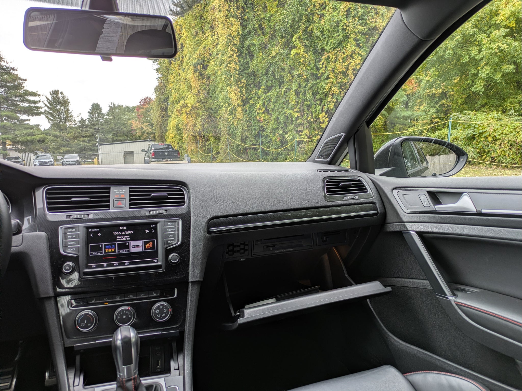 2017 Volkswagen Golf GTI SE