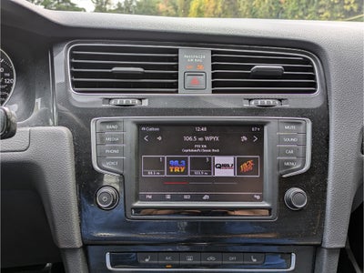 2017 Volkswagen Golf GTI SE